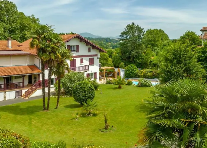 L'hacienda Bed and breakfast Ustaritz