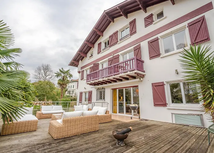 Frühstückspension L'hacienda 3*